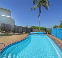 Relax At Lighthouse 4 Lighthouse Road - Mackay Tourism