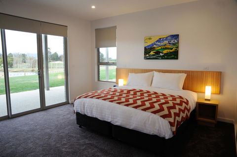 Relbia Lodge - Mackay Tourism 2