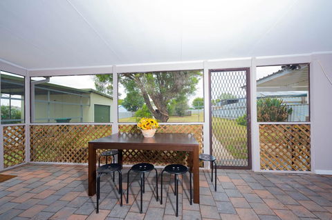 Renovated Cottage Aberdare Hunter Valley - Mackay Tourism 1