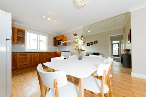 Renovated Cottage Aberdare Hunter Valley - Mackay Tourism 2