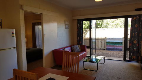 Rise N' Shine - Min Stay 4 Nights - Mackay Tourism 1