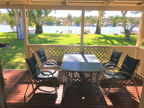 Riverfront Getaway - Mannum - Mackay Tourism 1