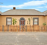 Robinson Cottage - Mackay Tourism