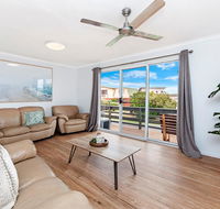 Rocky Point - pet friendly accommodation for multiple families - Mackay Tourism