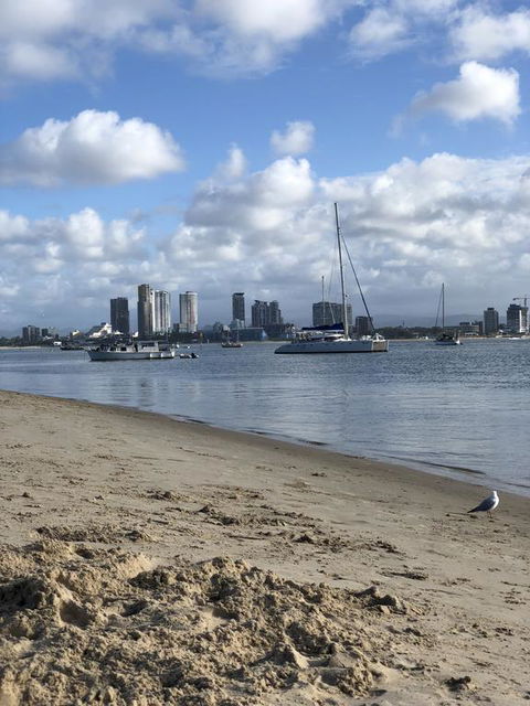 Room In Gold Coast - Mackay Tourism 3