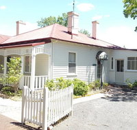 Ross BB Accommodation - Mackay Tourism