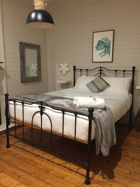 Ruby's Place Hunter Valley - Mackay Tourism 3