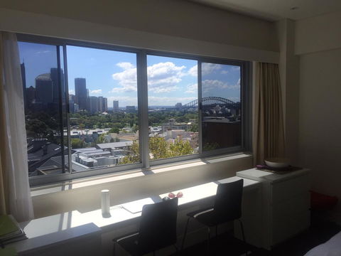 Rubys Room With A View @ Potts Point - Mackay Tourism 0