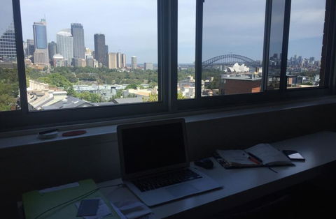 Rubys Room With A View @ Potts Point - Mackay Tourism 3