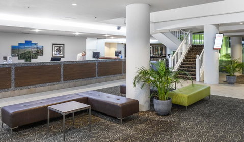 Rydges Esplanade Resort Cairns - Mackay Tourism 2