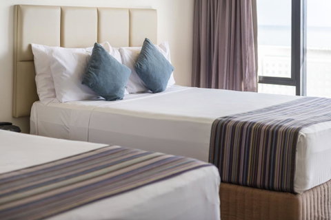 Rydges Esplanade Resort Cairns - Mackay Tourism 3