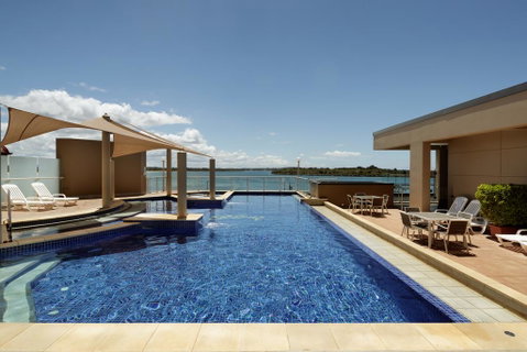 Rydges Hotel Port Macquarie - Mackay Tourism 0