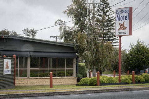 Rye Beach Motel Australia - Mackay Tourism 0