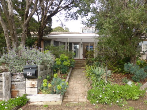 Rye Coastal Getaway - Mackay Tourism 0