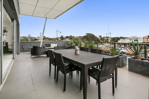 Saltwater Apartment Sorrento - Mackay Tourism 2