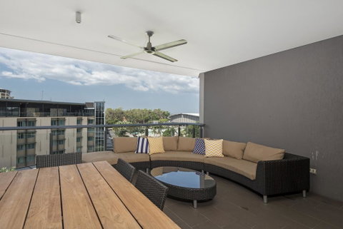 Saltwater Suites - 1,2 & 3 Bed Waterfront Apartments - Mackay Tourism 3