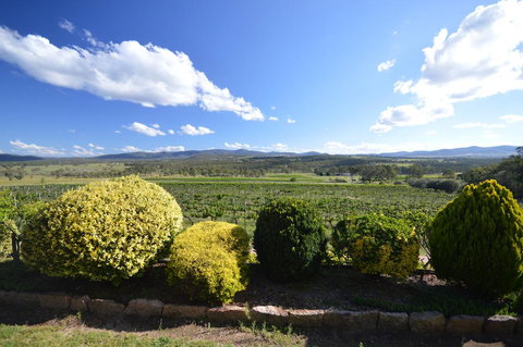 Sancerre Estate - Mackay Tourism 0