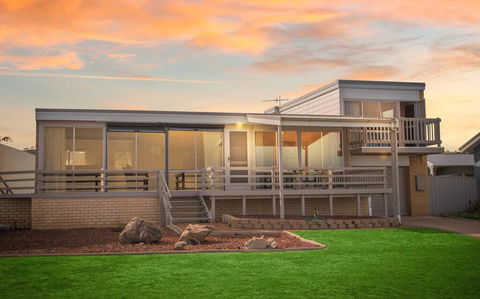 Sand Castles - 34 Gold Coast Drive - Mackay Tourism 1