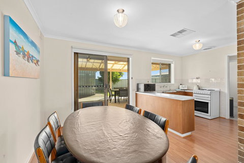 Sandpiper Aldinga Beach - Mackay Tourism 2