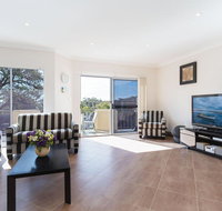 Sandy Point Luxury' 117a Sandy Point Road - air con  foxtel - Mackay Tourism