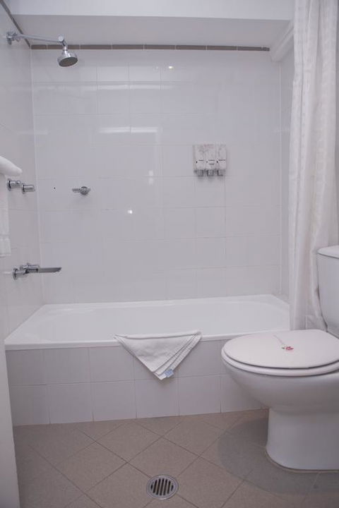 Savoy Double Bay Hotel - Mackay Tourism 3