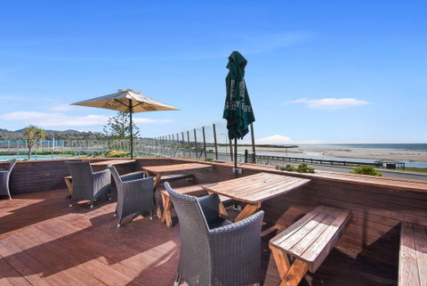 Scamander Beach Resort - Mackay Tourism 1
