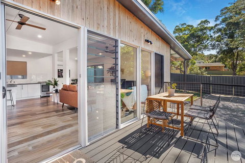 Sea Le Vie - Mackay Tourism 0