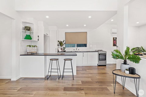 Sea Le Vie - Mackay Tourism 1