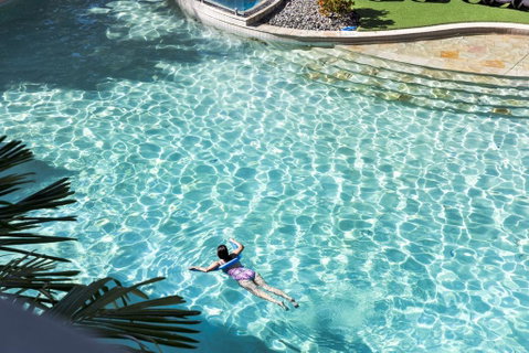 Sea Temple 220 Queen Spa Studio Beachfront Resort - Mackay Tourism 3