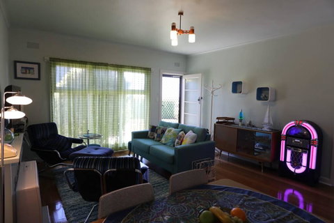 Sea Vista Vintage - Mackay Tourism 2