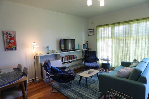 Sea Vista Vintage - Mackay Tourism 0