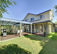 Sea Whispers  Fingal Bay - Mackay Tourism