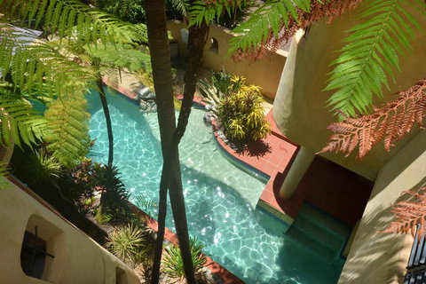 Seascape Apartments At Villa San Michele - Mackay Tourism 0