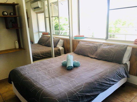 Seaview Studio - Mackay Tourism 1
