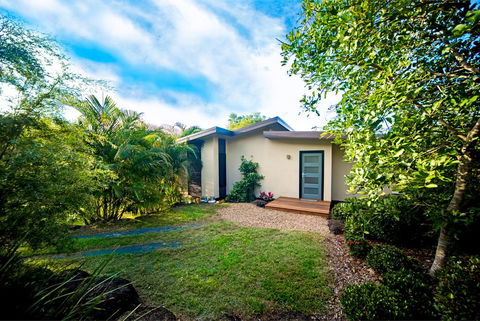 Seclude Rainforest Retreat - Mackay Tourism 3