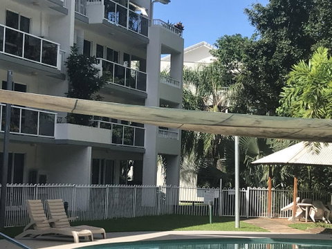 Secluded Tropical Apartment - Mackay Tourism 1