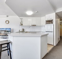 Second Floor 2 Bedroom Mooloolaba Escape - Caribbean Resort - Mackay Tourism
