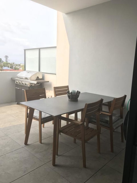 Secret At Shellharbour Village - Water View - Mackay Tourism 1