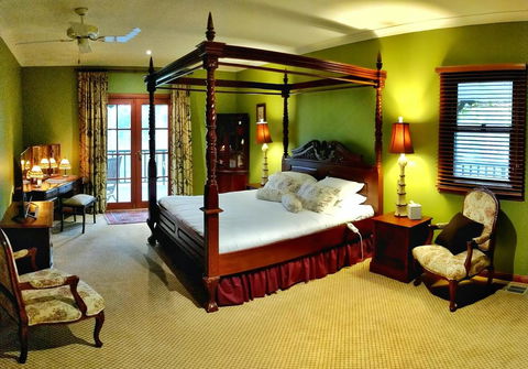 Secret Valley Escape - Mackay Tourism 1