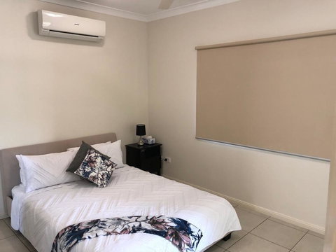 Secure 2 Bed Unit In Gray - Close Palmerston City - Mackay Tourism 1