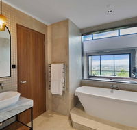 Sequoia Lodge - Mackay Tourism