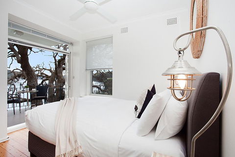Serene And Stylish Harbourside Apartment - Mackay Tourism 3