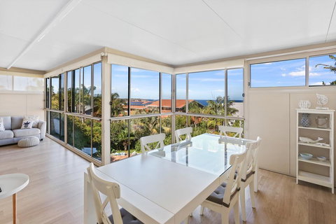 Serenity By The Sea - Mackay Tourism 3