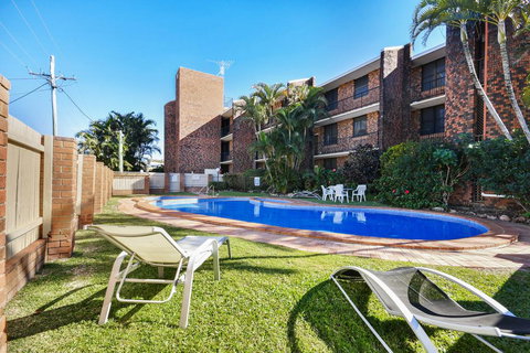 Shandelle Apartments - Mackay Tourism 0