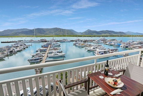 Shangri-La Hotel, The Marina, Cairns - Mackay Tourism 2