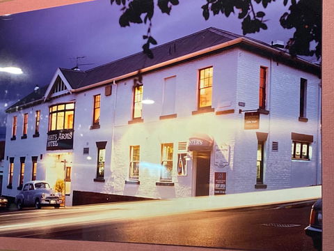Shipwrights Arms - Mackay Tourism 0