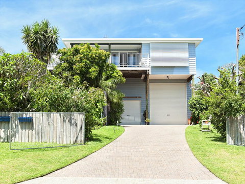 SHOAL BAY RIGGERS - Mackay Tourism 3