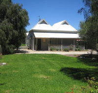 Showgrounds Cottage Naracoorte - Mackay Tourism