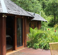 Silk Pavilions Glamping - Mackay Tourism