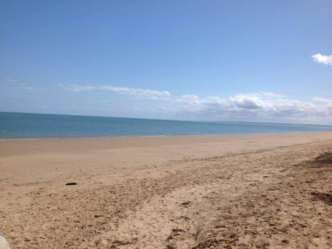 Silver Sands Studio Room - Mackay Tourism 1